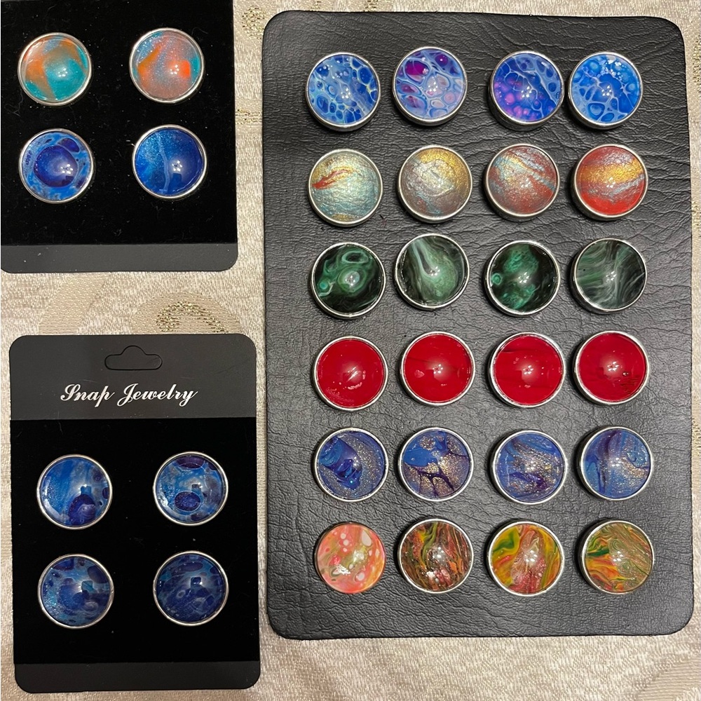 44 Snap Buttons - Picture 2 of 3